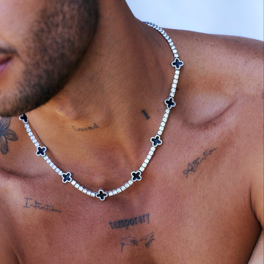 Black Clover Zirconia Necklace